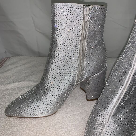 Qupid Rhinestone Boots Booties Womens 7 Buckle NWT Sparkly Concert - Picture 6 of 7
